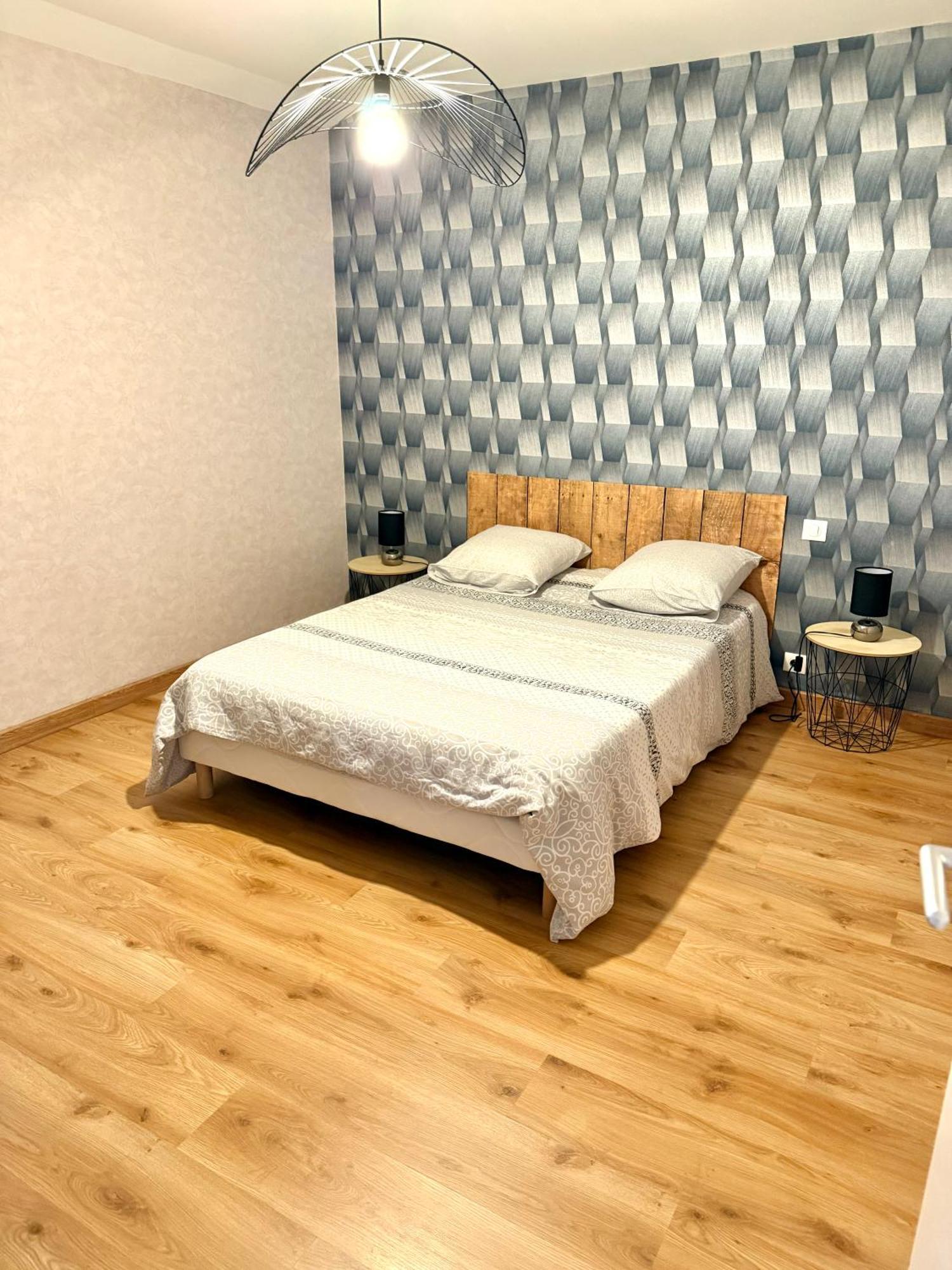 Le Petit Phuket Daire Saint-Laurent-sur-Saone Dış mekan fotoğraf